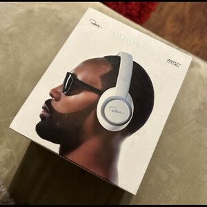WeSC White Headphones - Chambers by RZA